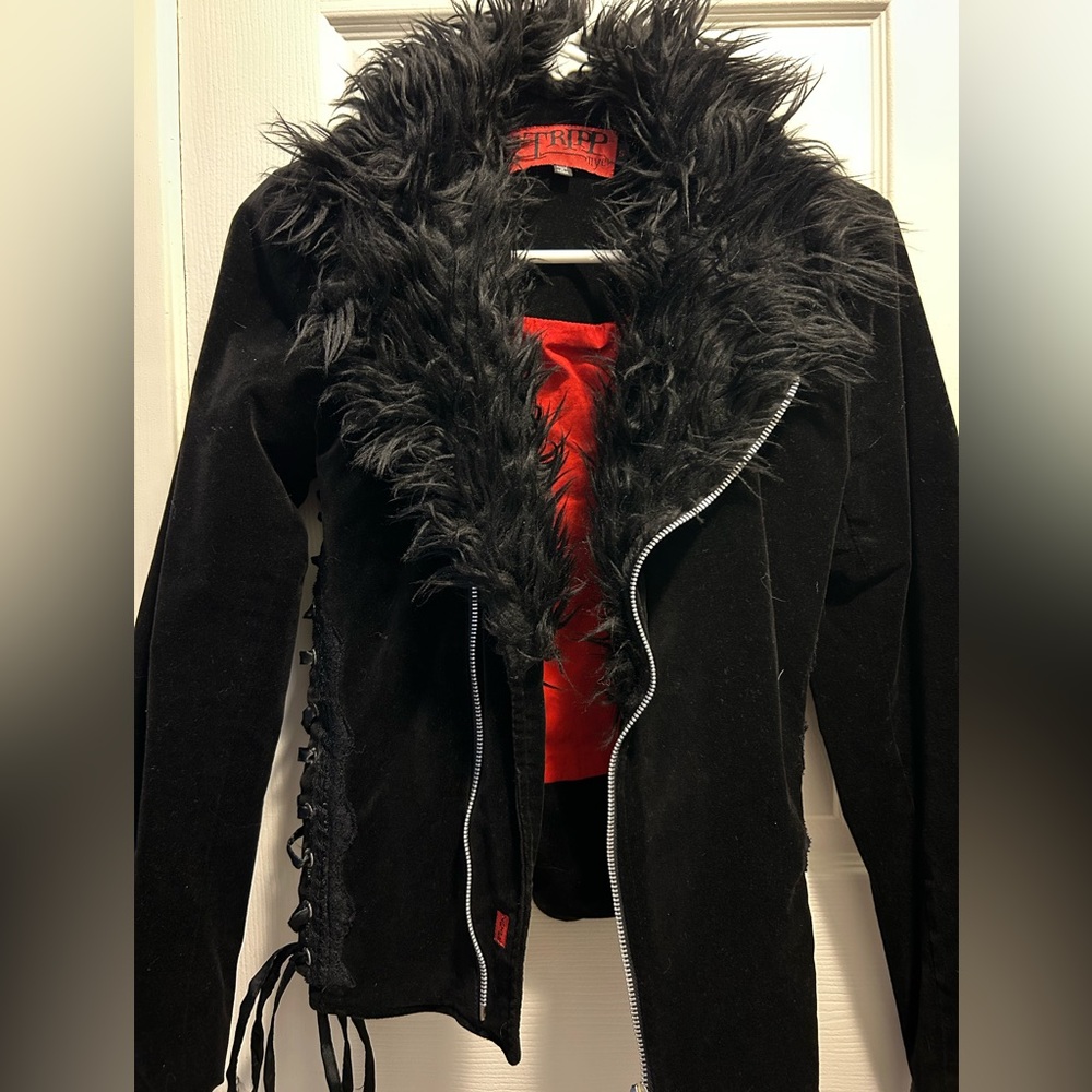 Tripp jacket S fur collar, black, corset sides, very cute